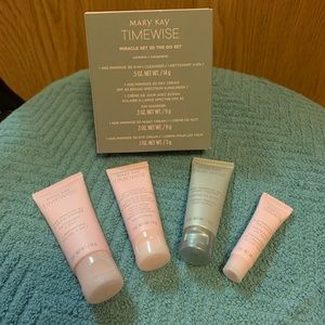 Mary Kay | Timewise Miracle Set 3D The Go Set